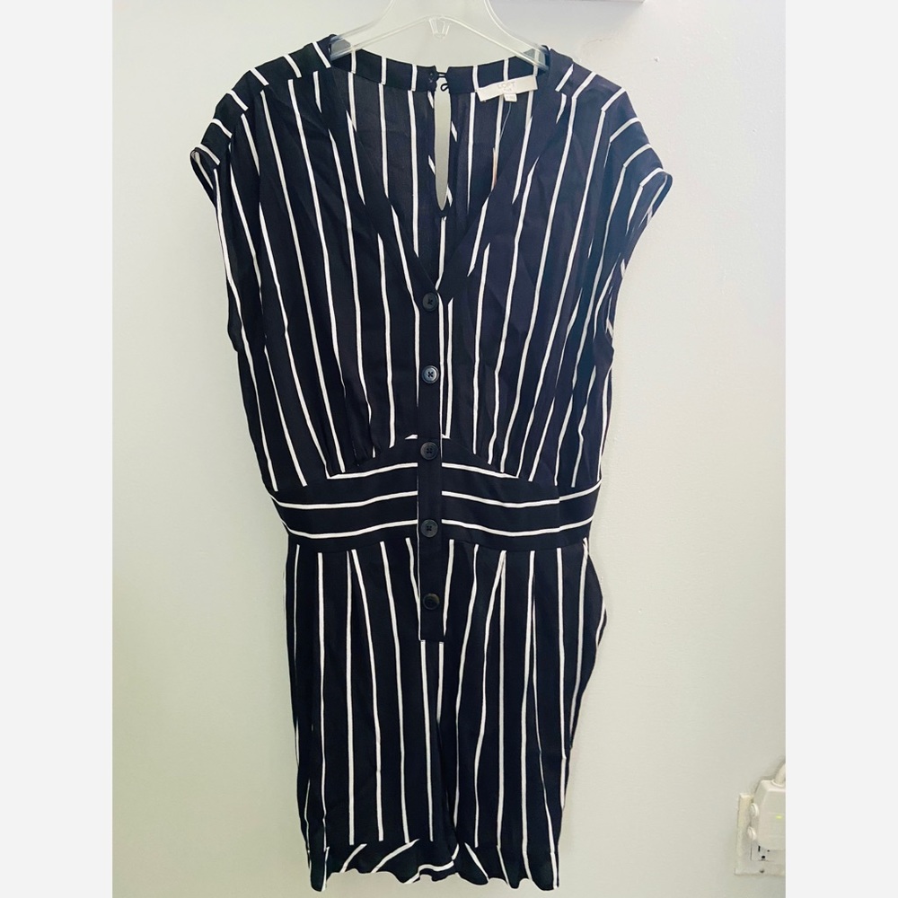 Loft Plus Size Romper - Picture 4 of 4